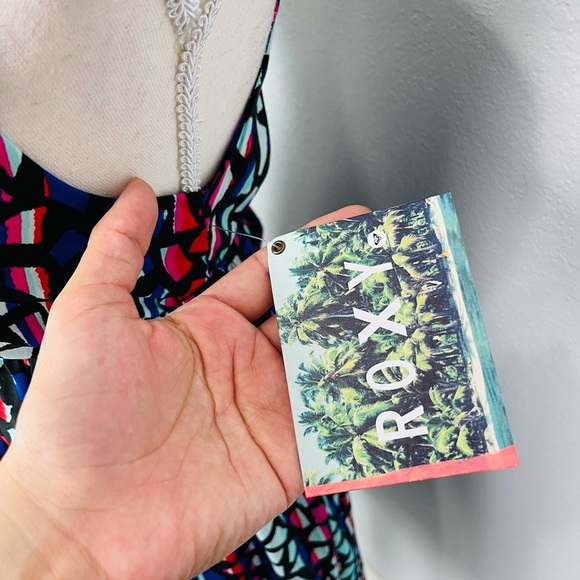 NWT Roxy Abstract Mosaic Circle Summer Colorful Open Back Dress - Picture 2 of 6